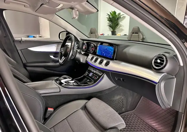 MERCEDES-BENZ Klasa E 220 d 4-Matic All-Terrain