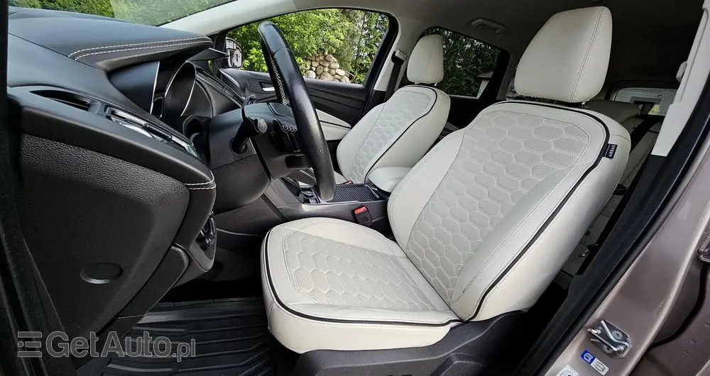 FORD Kuga 2.0 TDCi 4x4 Vignale