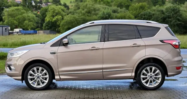 FORD Kuga 2.0 TDCi 4x4 Vignale