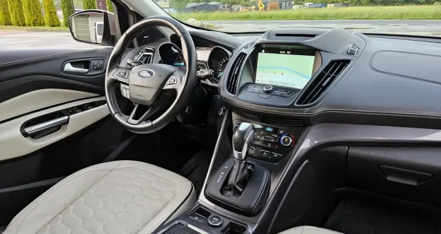 FORD Kuga 2.0 TDCi 4x4 Vignale