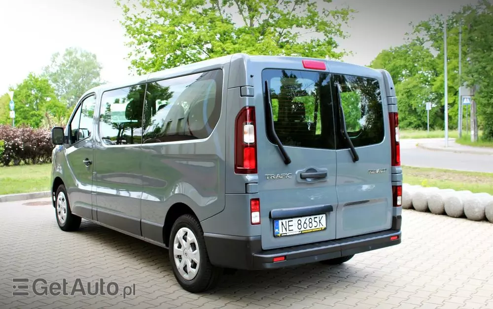 RENAULT Trafic 