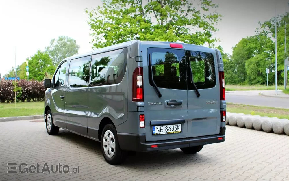 RENAULT Trafic 