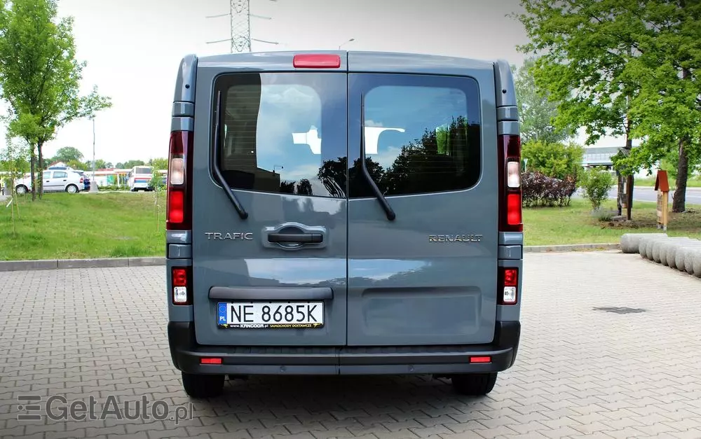 RENAULT Trafic 