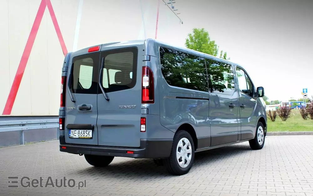 RENAULT Trafic 