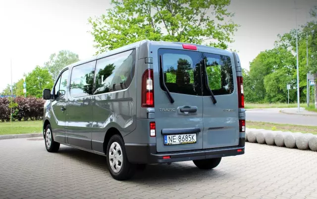 RENAULT Trafic 