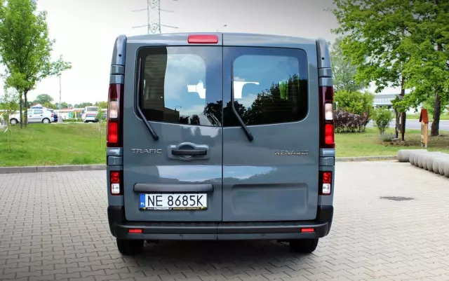 RENAULT Trafic 