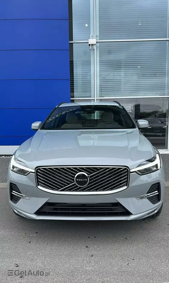 VOLVO XC 60 T8 Plug-In Hybrid AWD Core