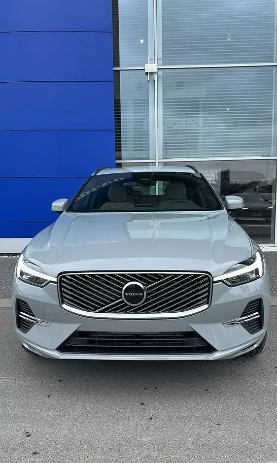 VOLVO XC 60 T8 Plug-In Hybrid AWD Core