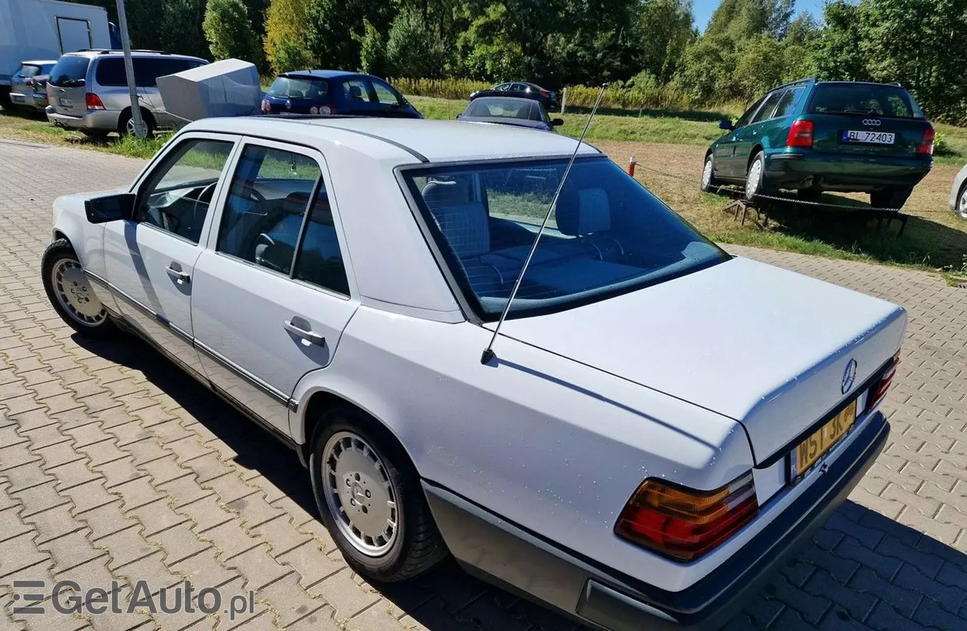 MERCEDES-BENZ W 124 
