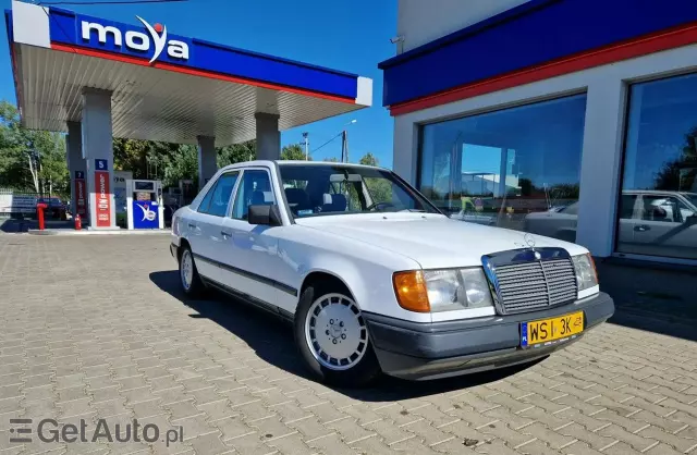 MERCEDES-BENZ W 124 