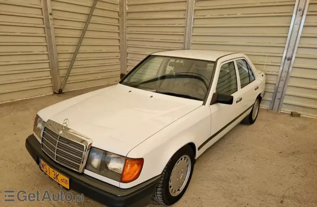 MERCEDES-BENZ W 124 
