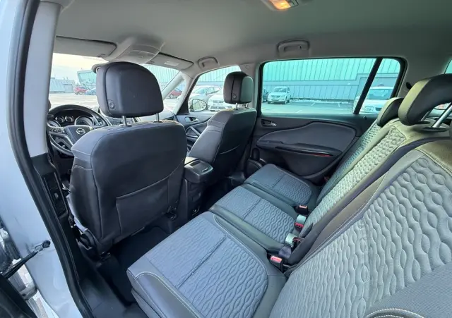 OPEL Zafira 1.6 CDTI Cosmo