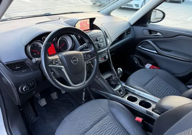 OPEL Zafira 1.6 CDTI Cosmo
