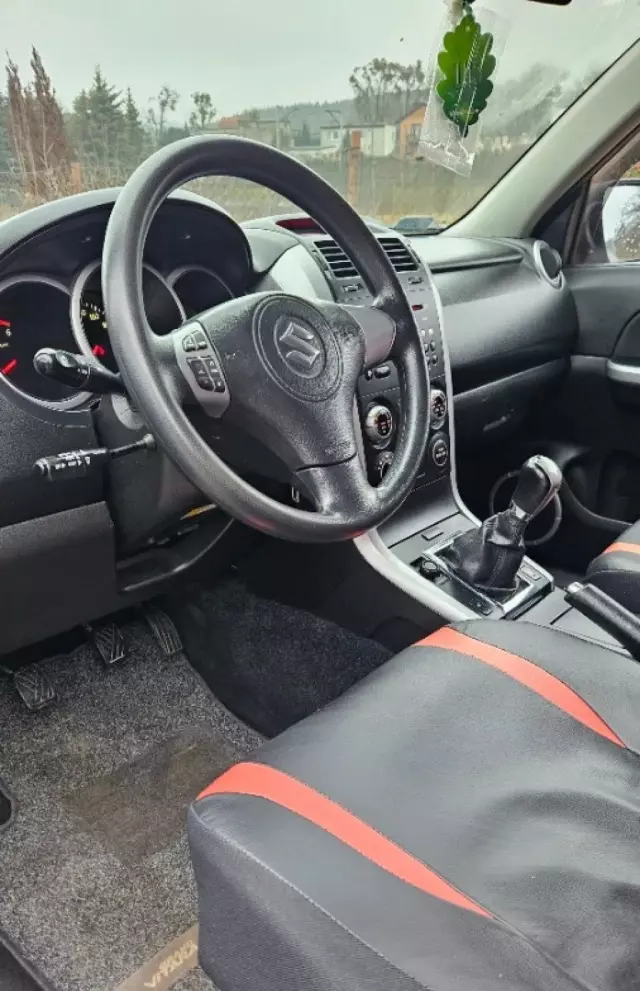 SUZUKI Grand Vitara 