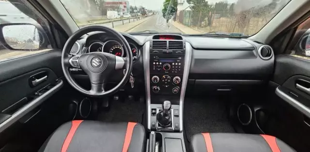 SUZUKI Grand Vitara 
