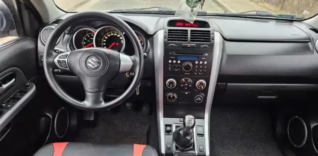 SUZUKI Grand Vitara 