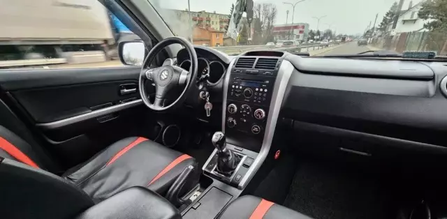 SUZUKI Grand Vitara 