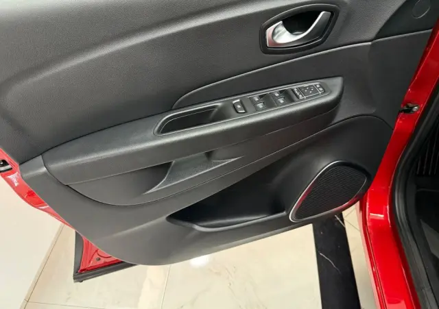 RENAULT Captur (ENERGY) TCe 90 INTENS