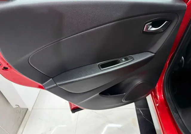 RENAULT Captur (ENERGY) TCe 90 INTENS