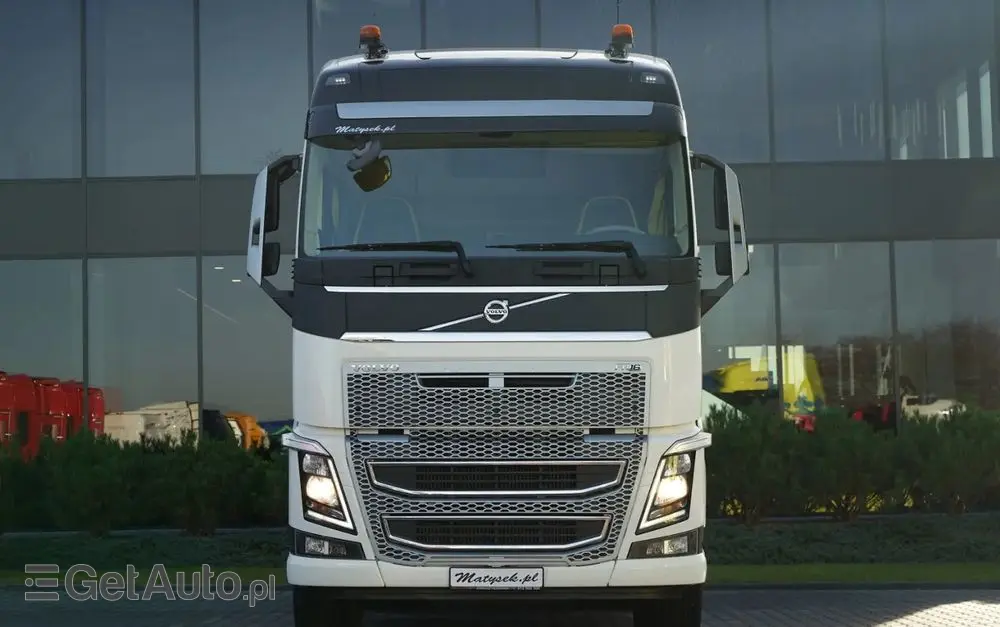 VOLVO FH 16 / 660 / 6x4 / DMC: 180.000 KG !! / RETARDER / EURO 6 / KLIMA POSTOJOWA / 