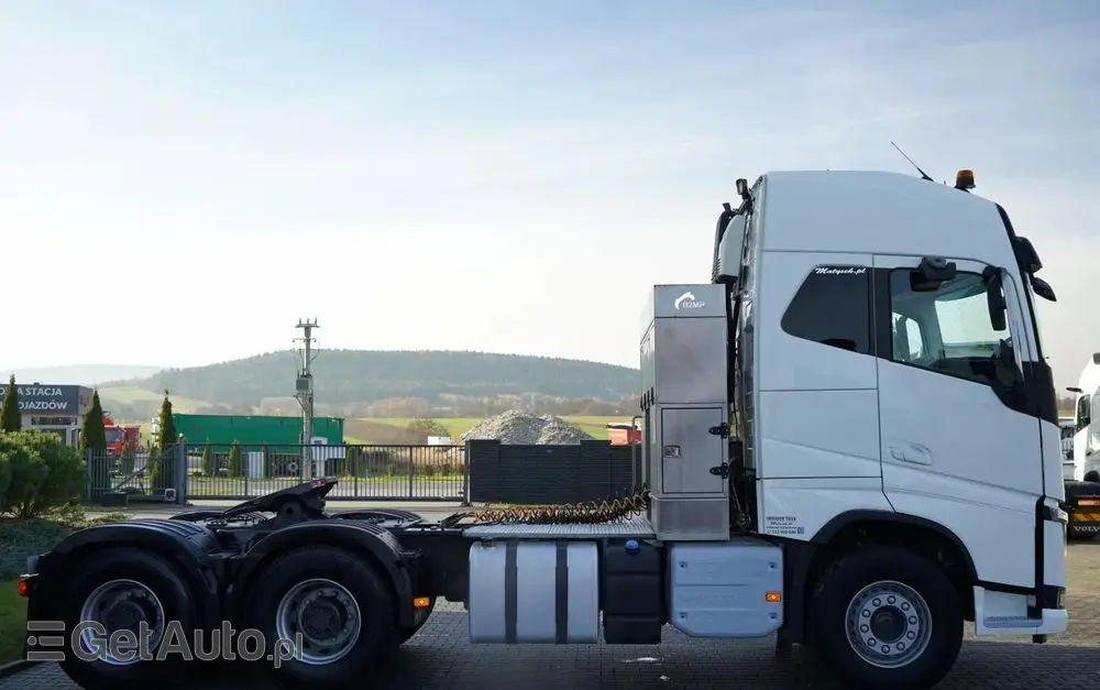 VOLVO FH 16 / 660 / 6x4 / DMC: 180.000 KG !! / RETARDER / EURO 6 / KLIMA POSTOJOWA / 