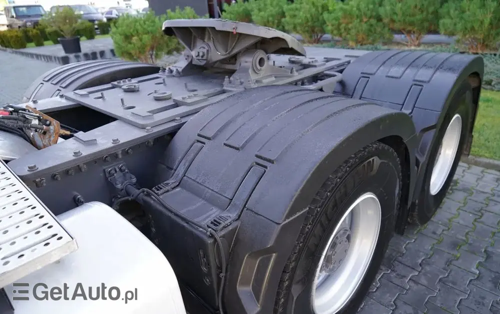 VOLVO FH 16 / 660 / 6x4 / DMC: 180.000 KG !! / RETARDER / EURO 6 / KLIMA POSTOJOWA / 