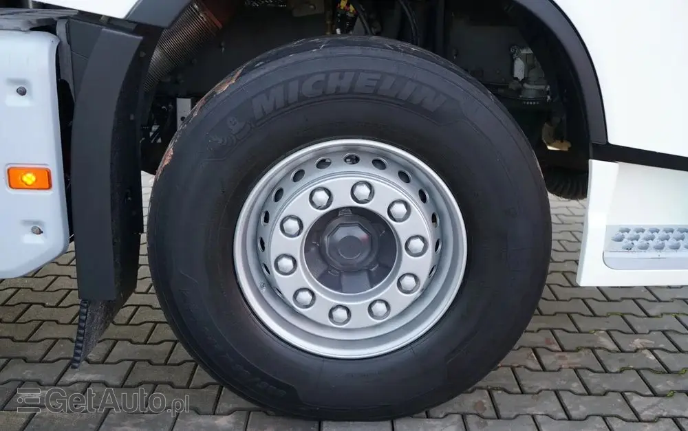 VOLVO FH 16 / 660 / 6x4 / DMC: 180.000 KG !! / RETARDER / EURO 6 / KLIMA POSTOJOWA / 