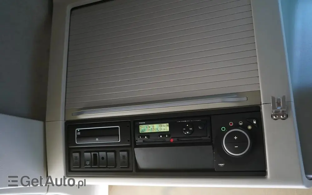 VOLVO FH 16 / 660 / 6x4 / DMC: 180.000 KG !! / RETARDER / EURO 6 / KLIMA POSTOJOWA / 