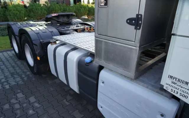 VOLVO FH 16 / 660 / 6x4 / DMC: 180.000 KG !! / RETARDER / EURO 6 / KLIMA POSTOJOWA / 