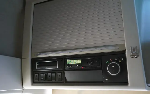 VOLVO FH 16 / 660 / 6x4 / DMC: 180.000 KG !! / RETARDER / EURO 6 / KLIMA POSTOJOWA / 