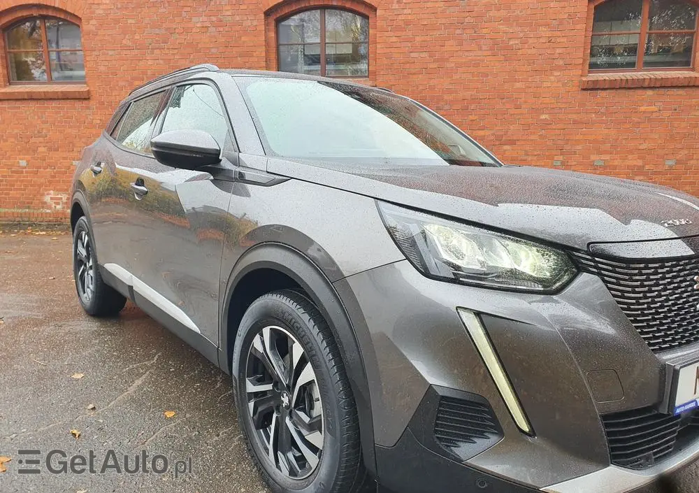 PEUGEOT 2008 PureTech 130 EAT8 Allure