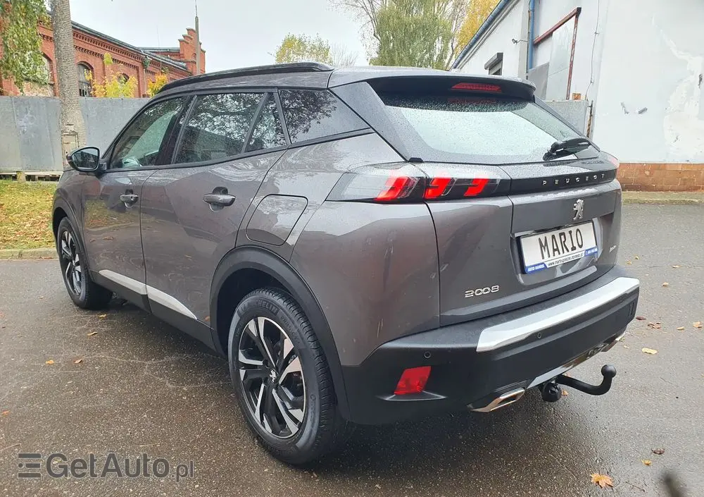 PEUGEOT 2008 PureTech 130 EAT8 Allure