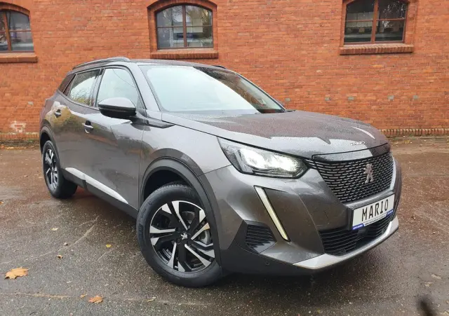 PEUGEOT 2008 PureTech 130 EAT8 Allure