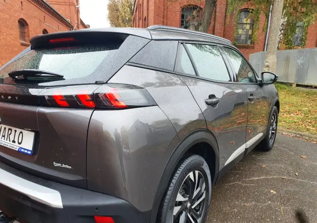 PEUGEOT 2008 PureTech 130 EAT8 Allure