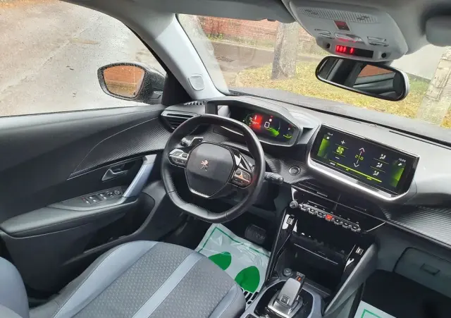 PEUGEOT 2008 PureTech 130 EAT8 Allure