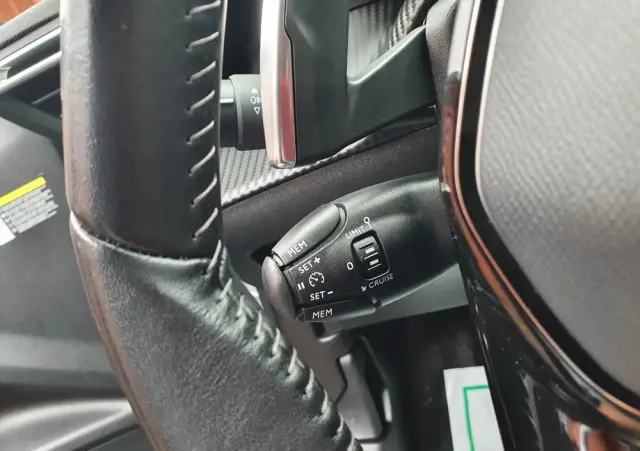 PEUGEOT 2008 PureTech 130 EAT8 Allure