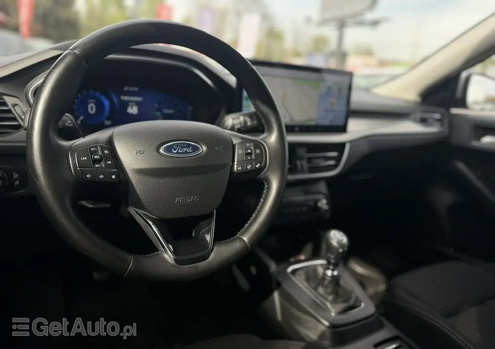 FORD Focus 1.0 EcoBoost Titanium Design