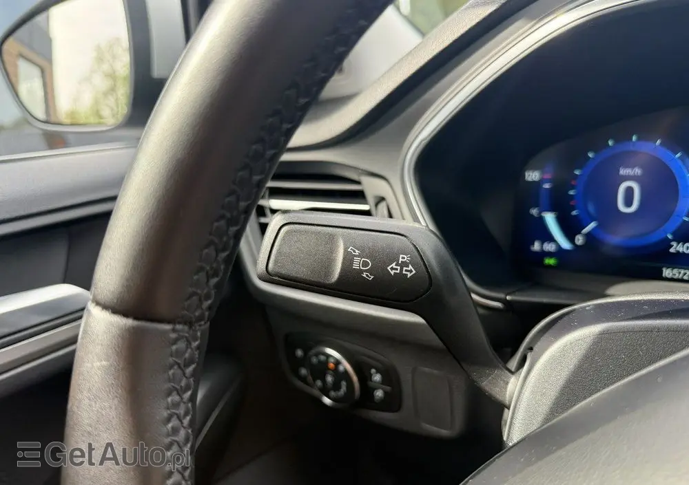 FORD Focus 1.0 EcoBoost Titanium Design
