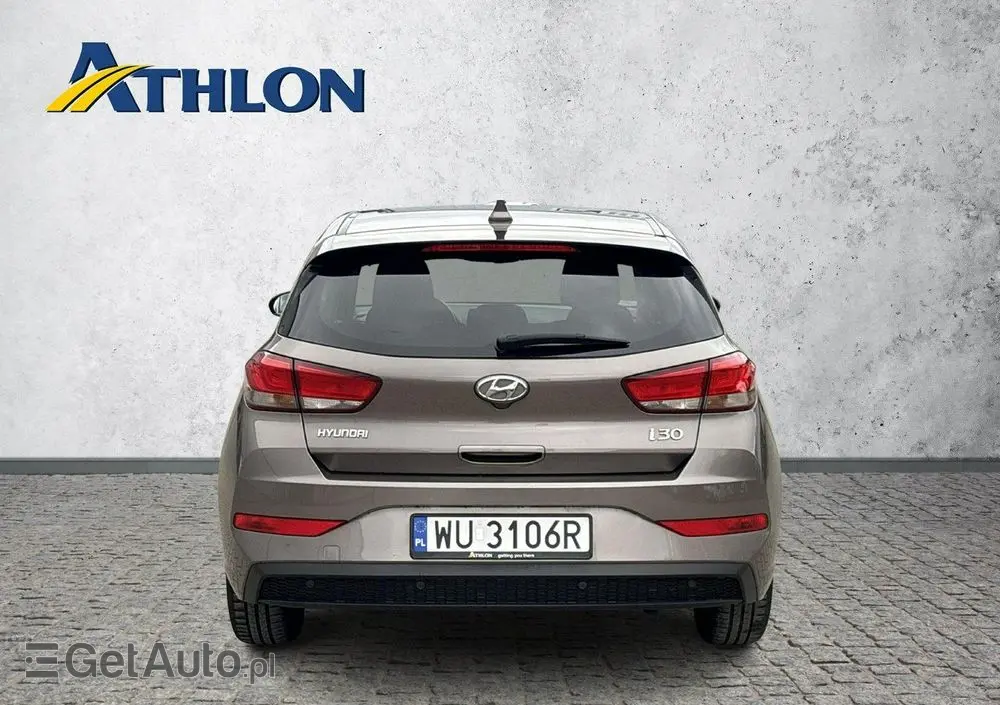 HYUNDAI I30 1.5 DPI Classic +