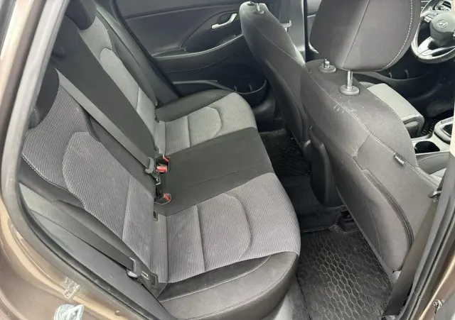 HYUNDAI I30 1.5 DPI Classic +