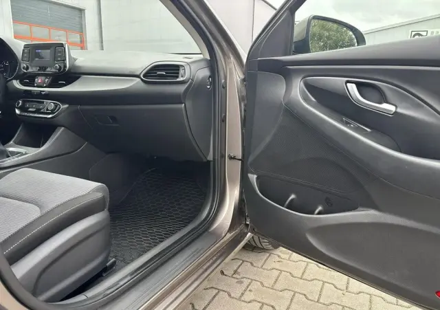 HYUNDAI I30 1.5 DPI Classic +