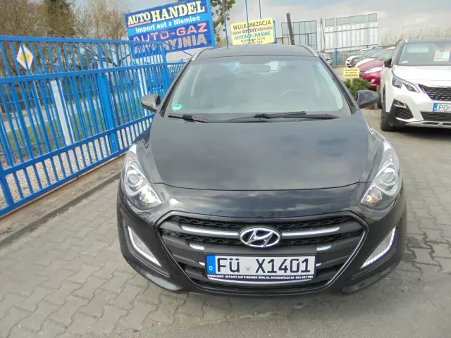 HYUNDAI I30 