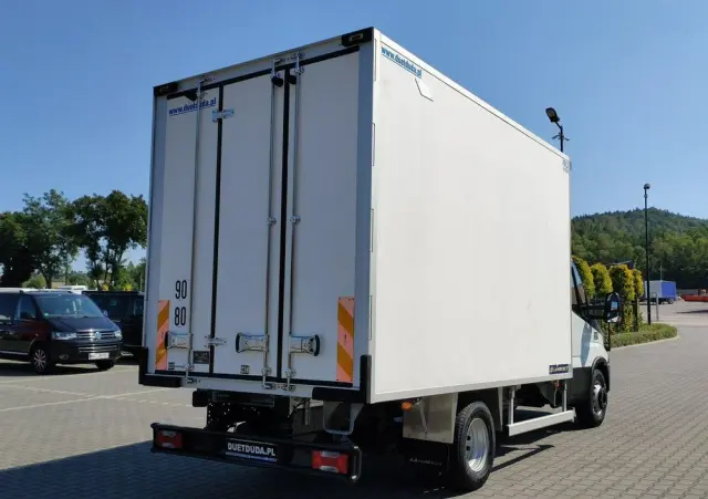 IVECO Daily 70C18 V H 