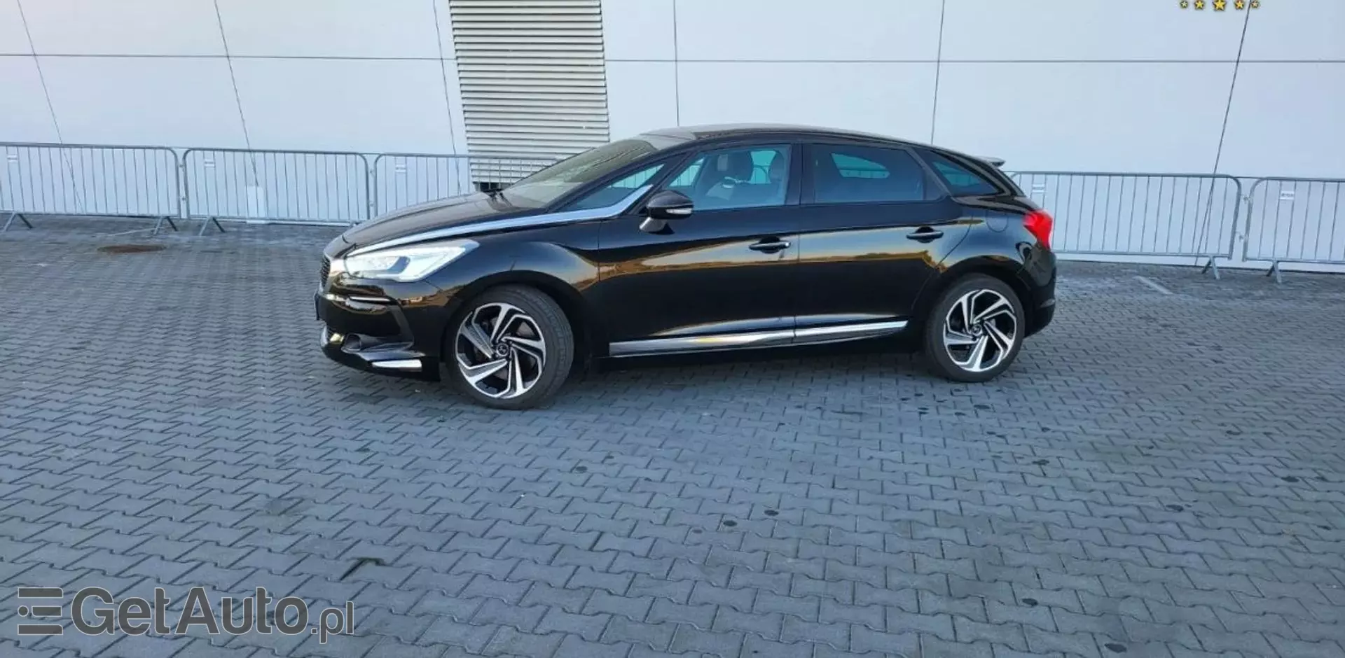 DS 5 