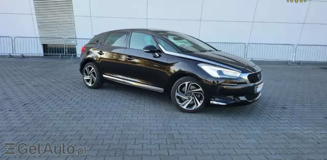 DS 5 