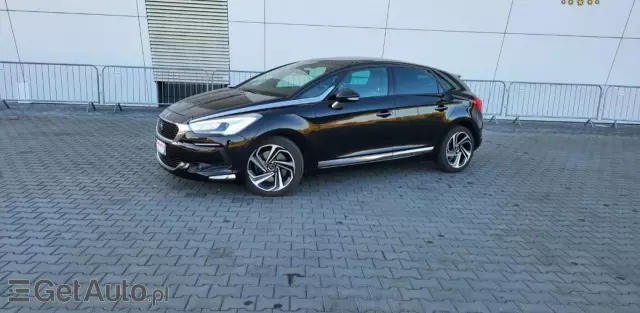 DS 5 