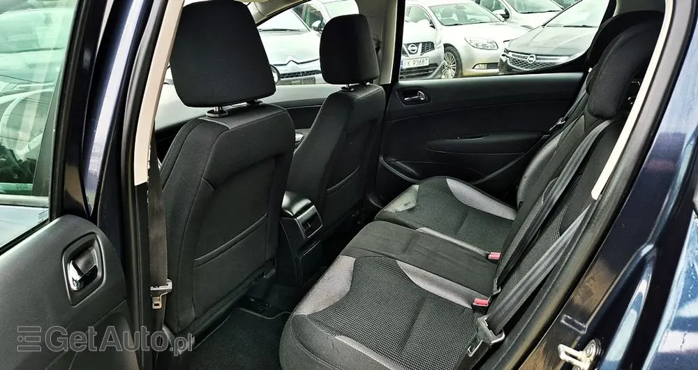PEUGEOT 308 1.6 Premium Plus