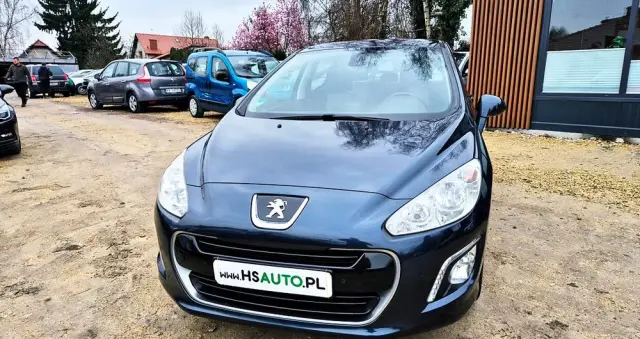 PEUGEOT 308 1.6 Premium Plus