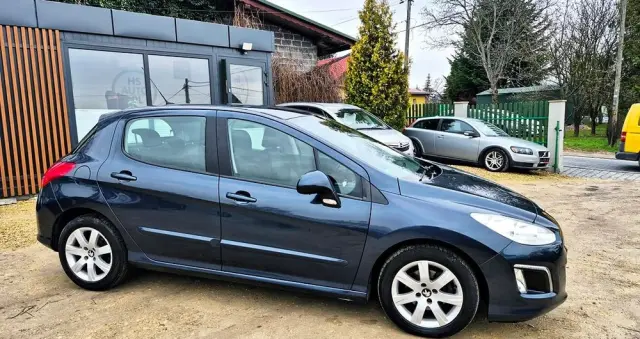 PEUGEOT 308 1.6 Premium Plus