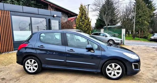 PEUGEOT 308 1.6 Premium Plus